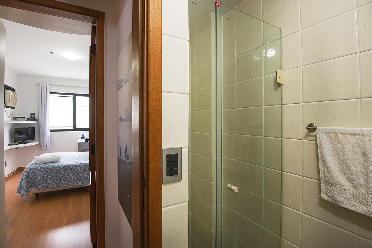 Ipanema 303 - Apart - Quadra Da Praia Com Piscina, Sauna, Academia E Garagem.