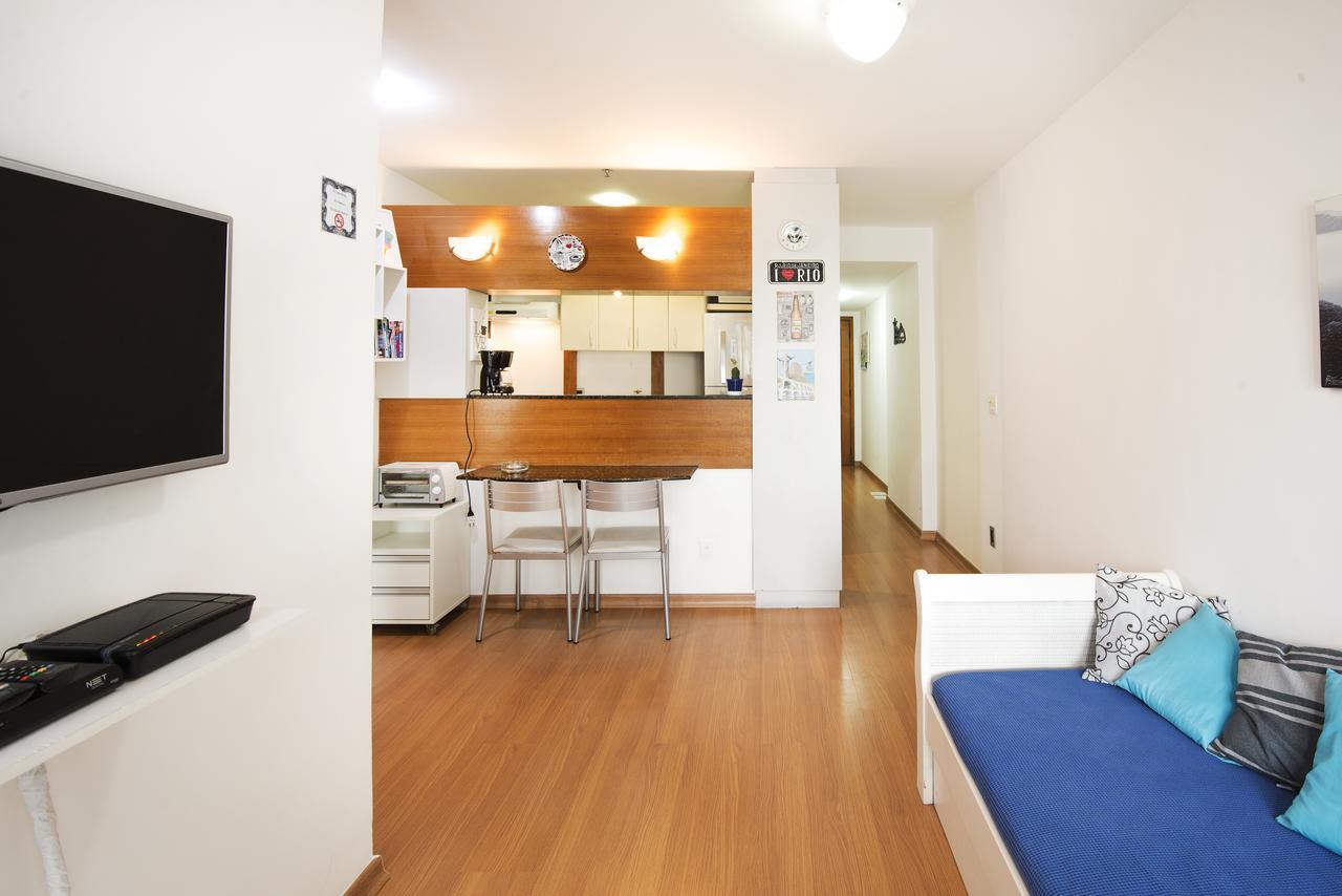 Aparthotel Ipanema 303 - Apart - Quadra Da Praia Com Piscina, Sauna, Academia E Garagem. *
